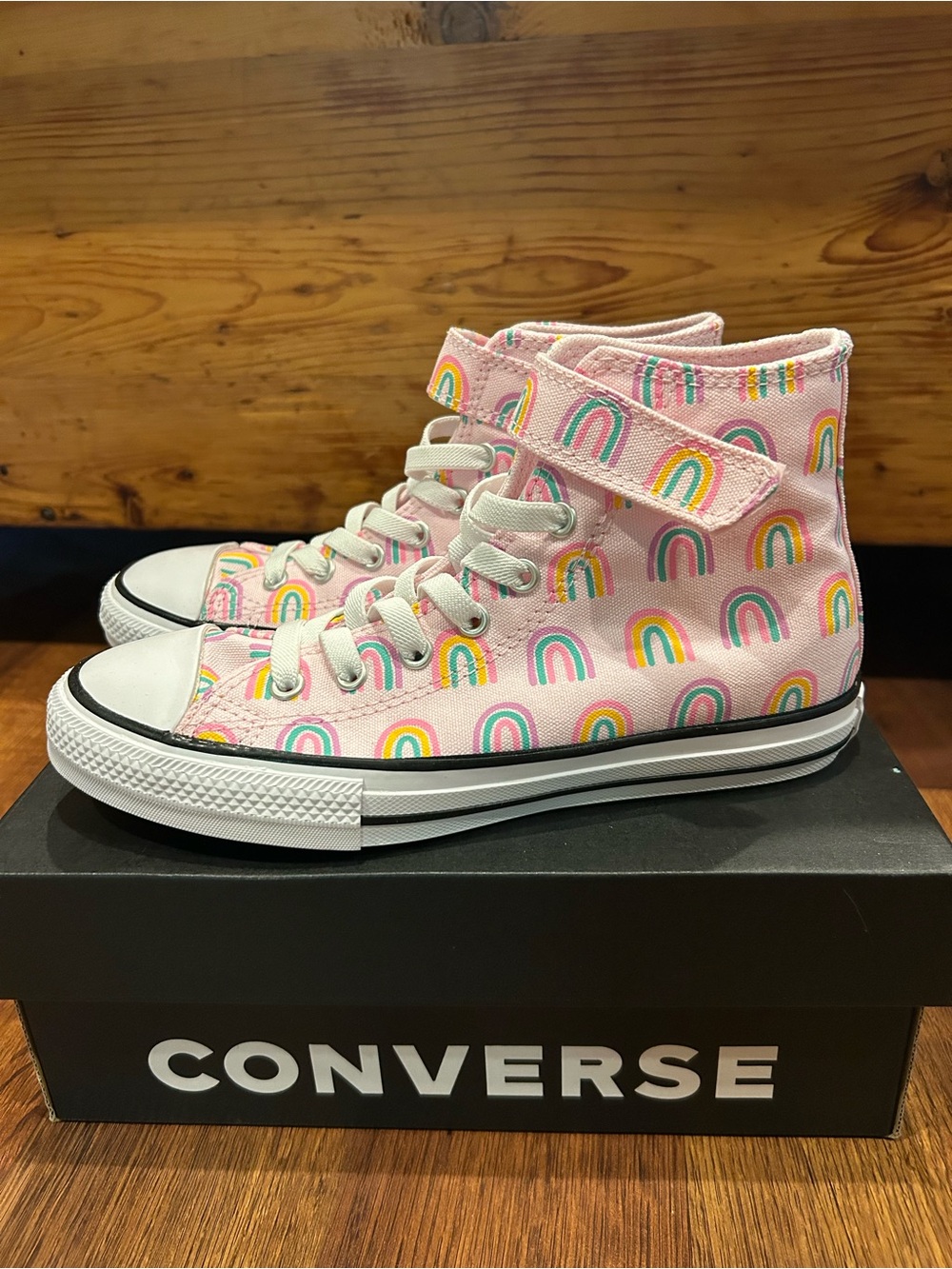 NEW Chuck Taylor All Star Easy-On Rainbows Pink Kids Size 3 Sneakers Shoes - Picture 3 of 8